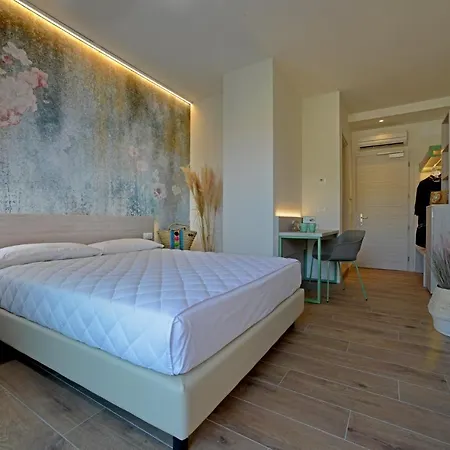 Alla Pergola Hotel 3*
