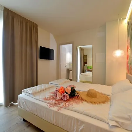 Alla Pergola Hotel 3*