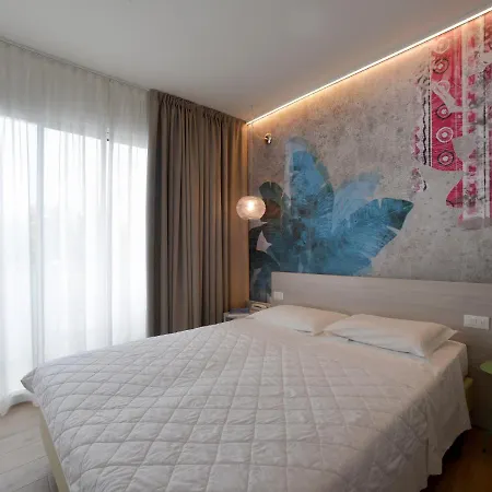 Hotel Alla Pergola 3*